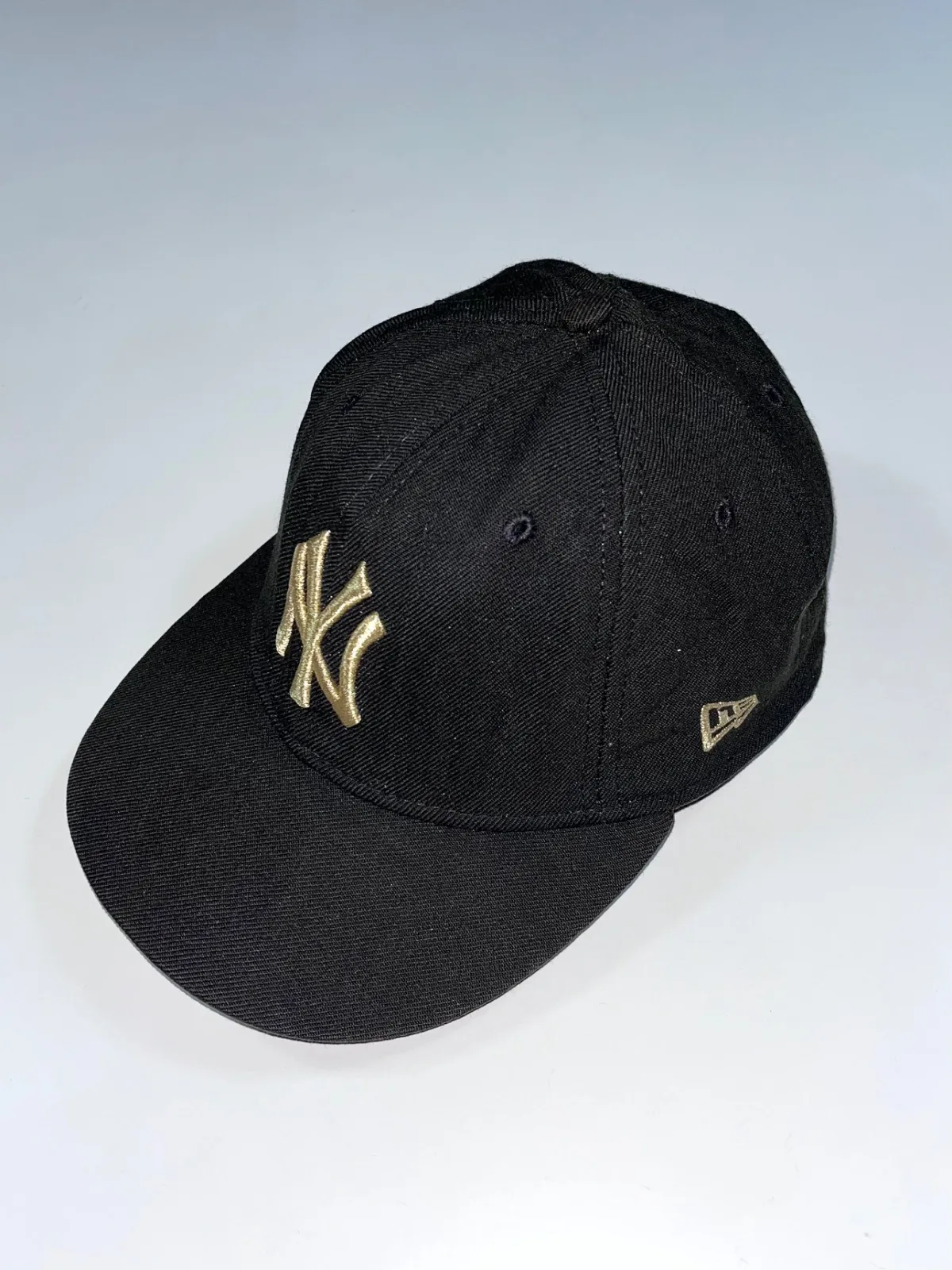 New Era 59FIFTY New York Yankees Gold Logo Fitted Cap — photo 4