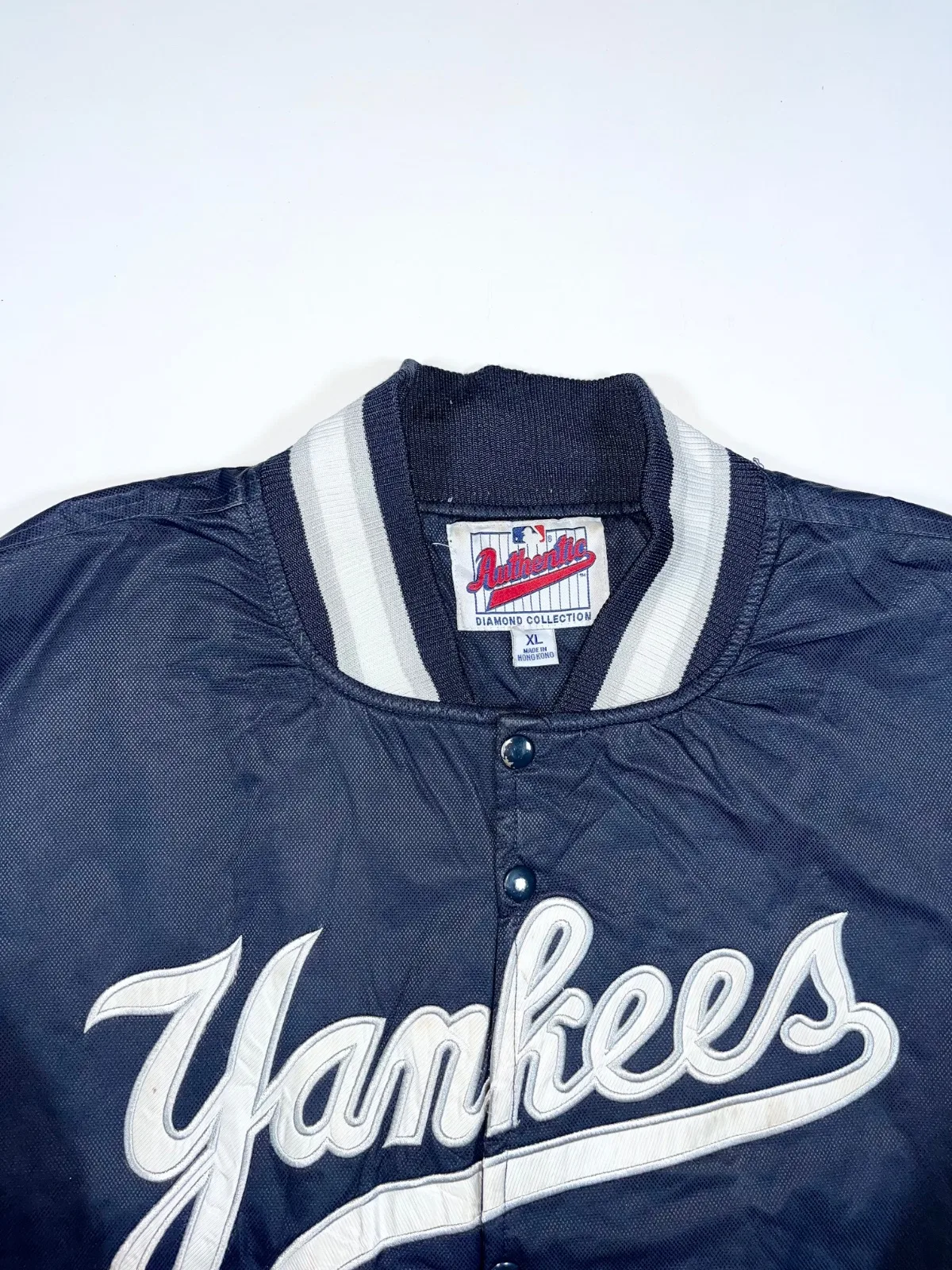 Vintage 90s Yankees Authentic Diamond Collection Satin Bomber — photo 2