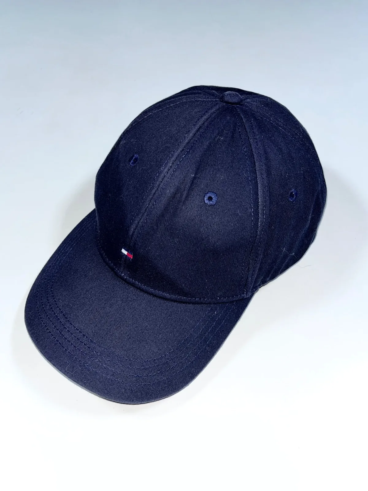 Tommy Hilfiger Vintage Baseball Cap — photo 4