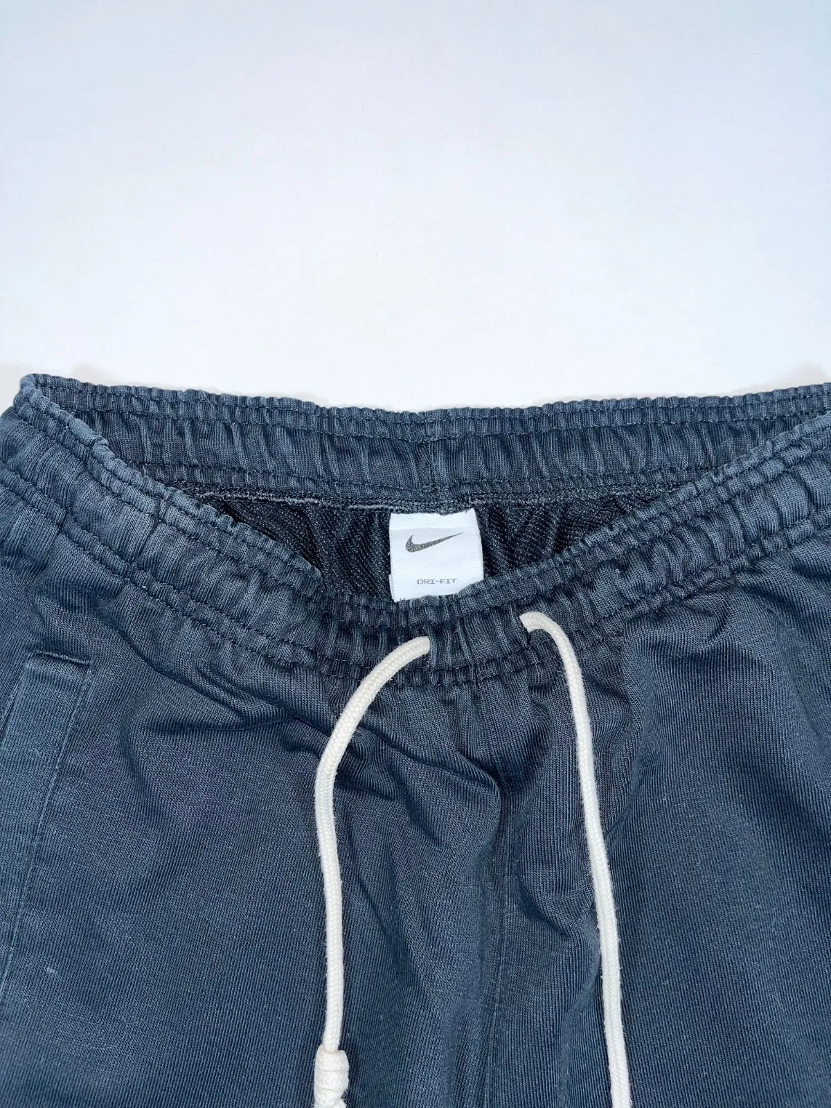 Nike Dri-Fit Standard Issue Jogger — photo 2