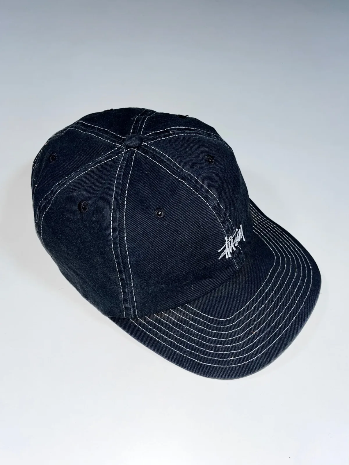 Stüssy Logo Embroidered Cap — photo 4