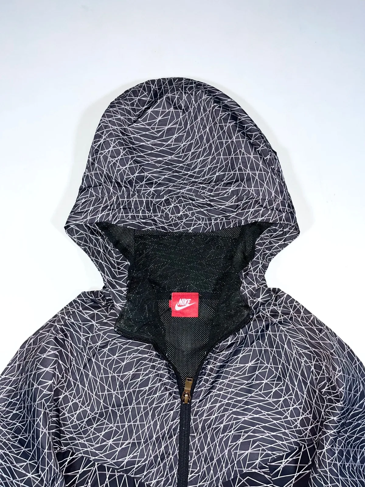 Vintage Nike’s Zip-Up Hooded Jacket — photo 2