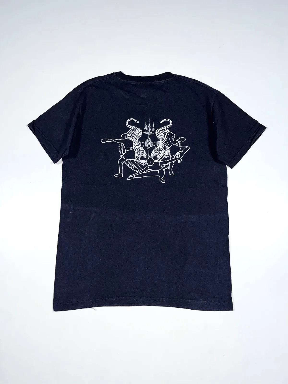 Vintage Fruit & the Loom Graphic Printed T-shirt — photo 4