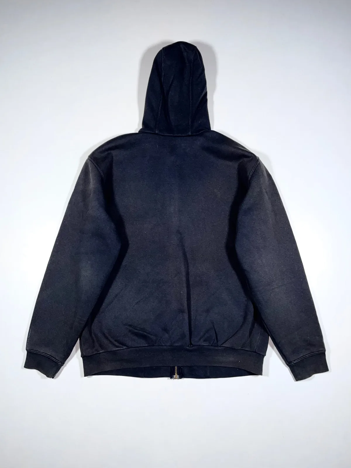 Vintage Carhartt WIP Zip-Up Hooded k122 Jacket — photo 5