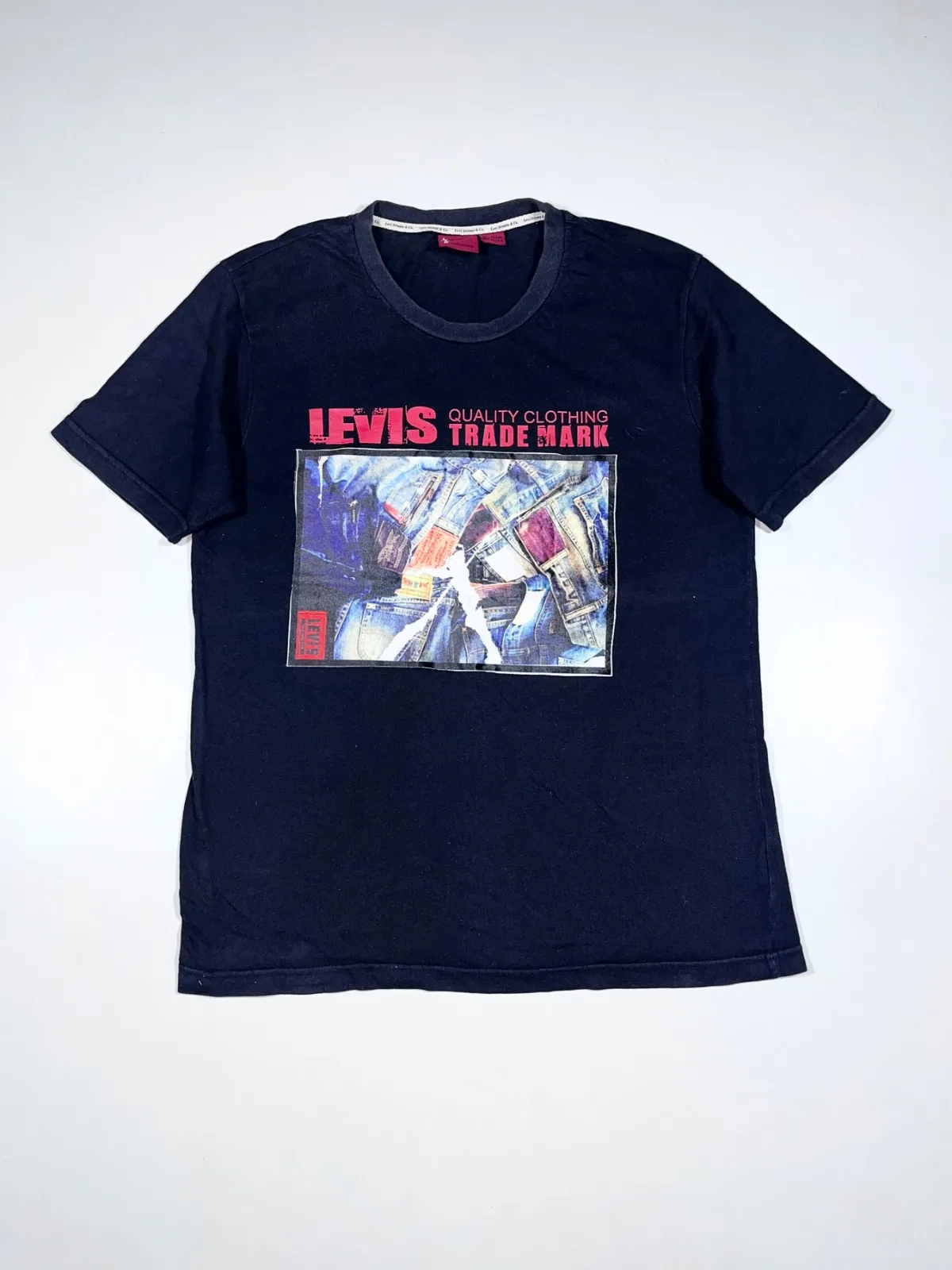 Vintage Levi’s Graphic Print T-shirt