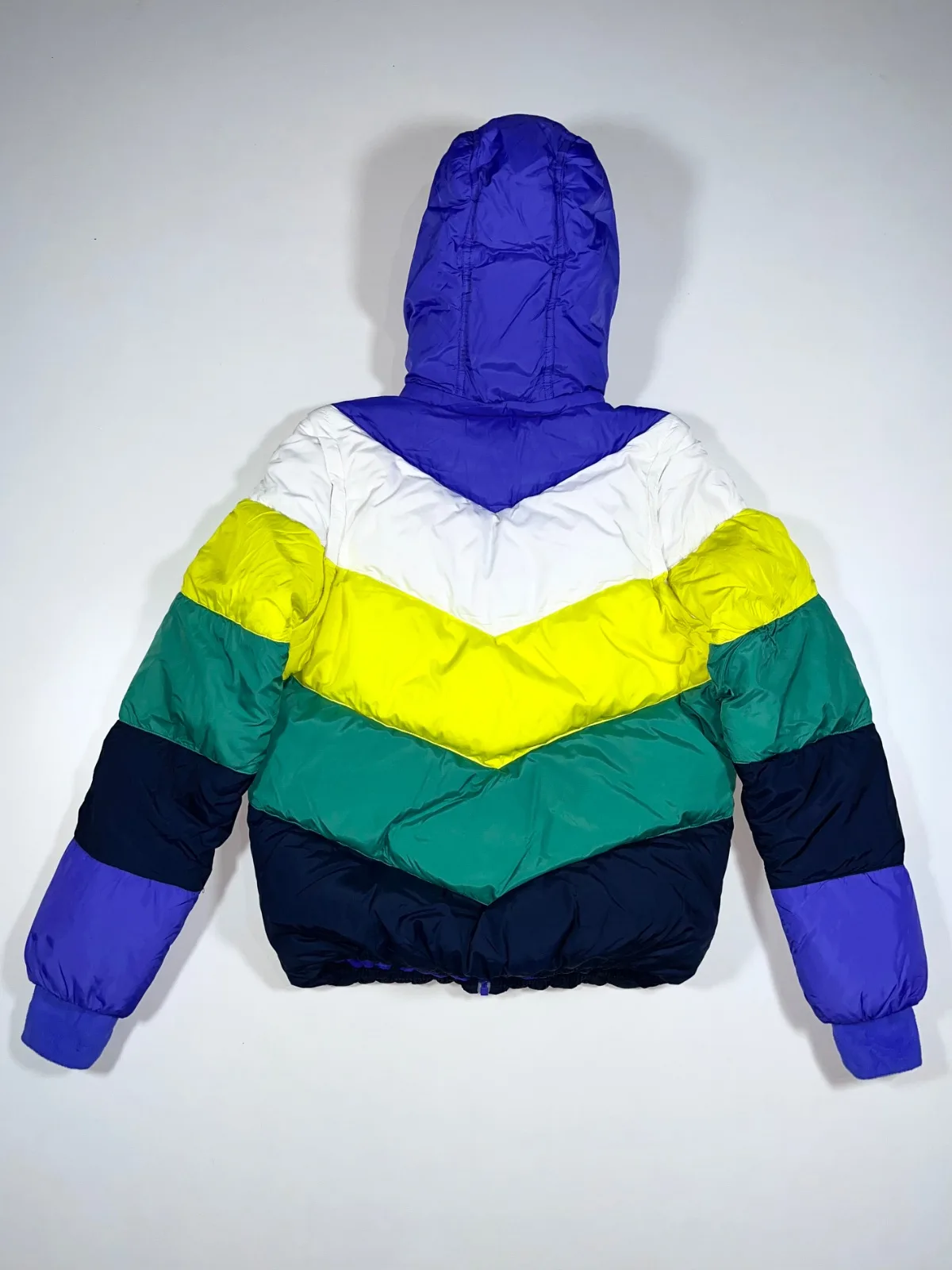 Nike’s Puffer Jacket With Detachable Arm/Hood — photo 6