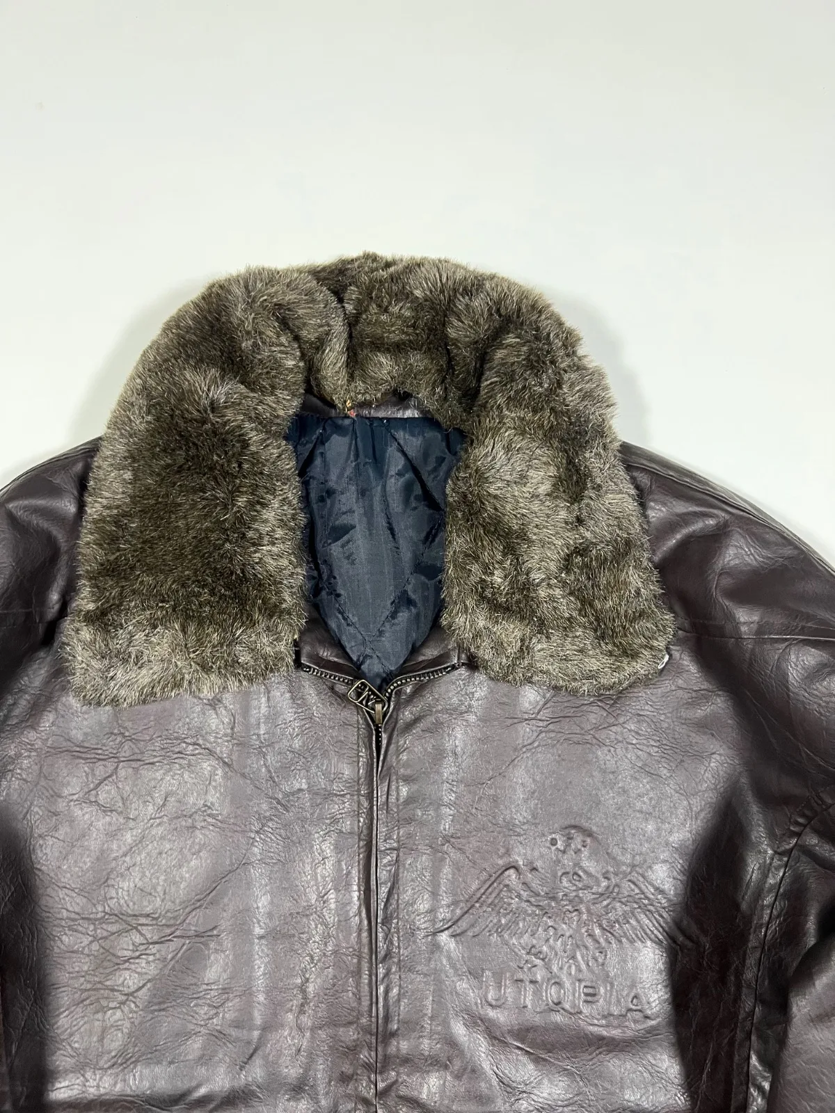 Vintage Oversized Leather Jacket With Collar Fur — photo 2