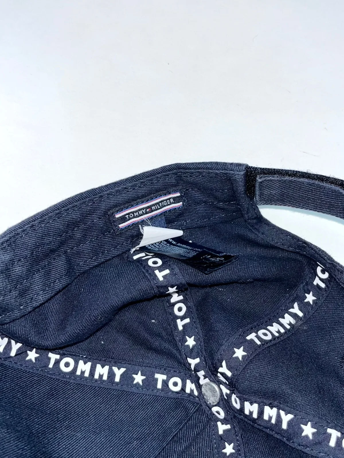 Tommy Hilfiger Embroidered “Tommy” Cap — photo 2