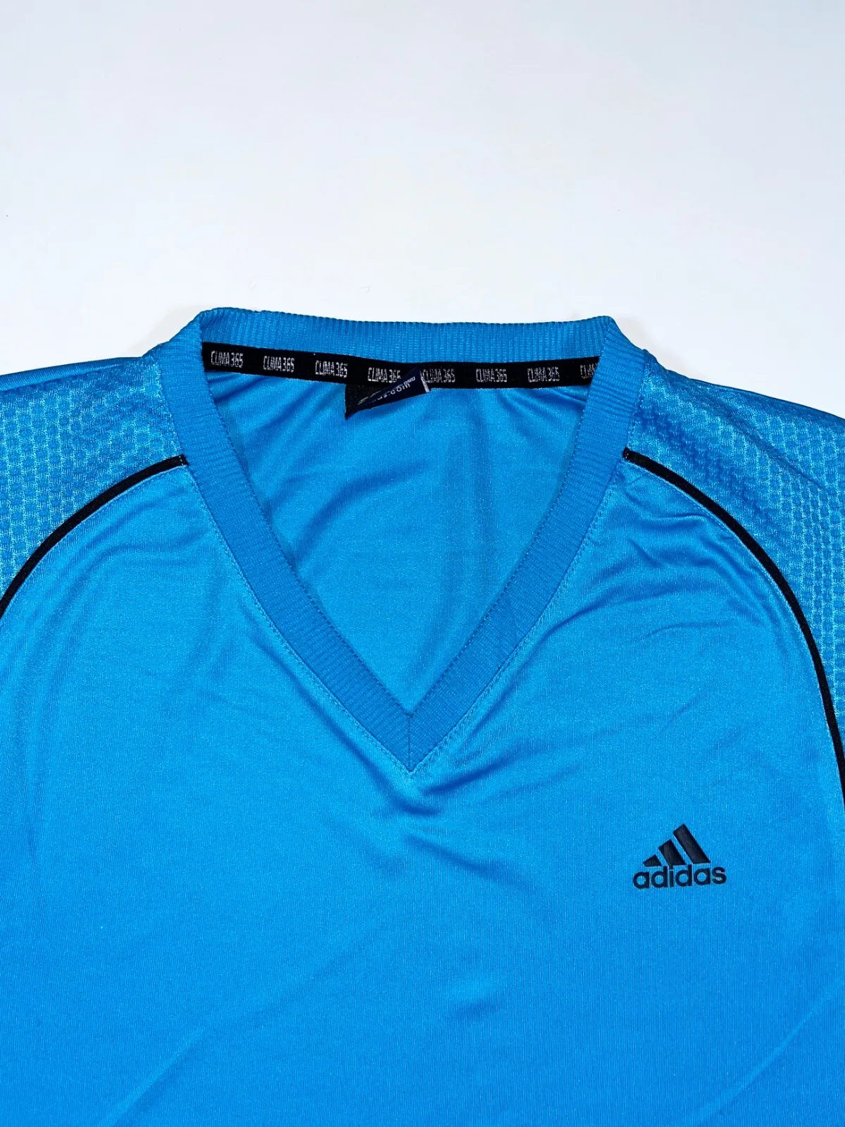 Vintage Adidas T-shirt — photo 2