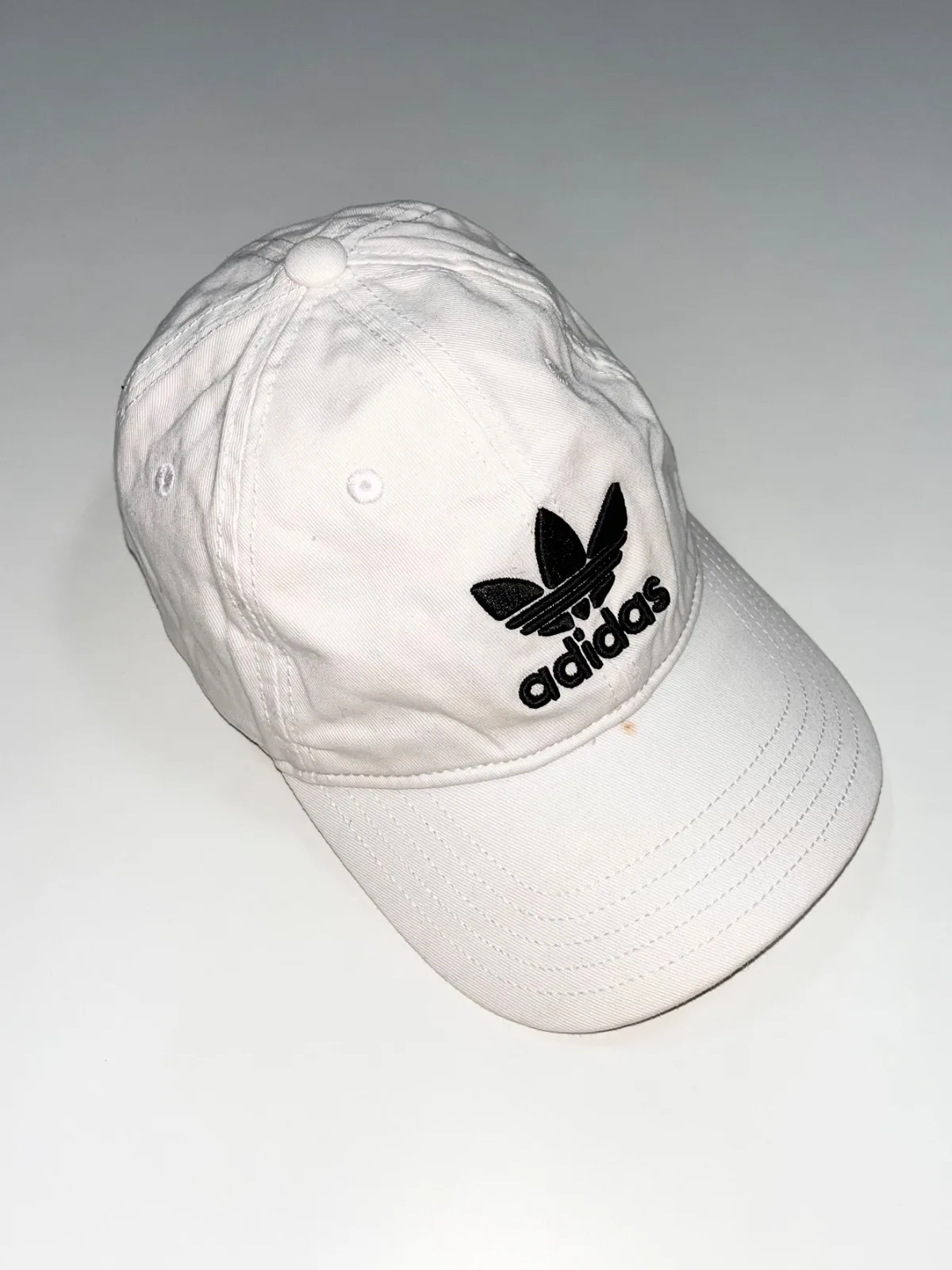 Vintage Adidas Adjust White Cap — photo 4
