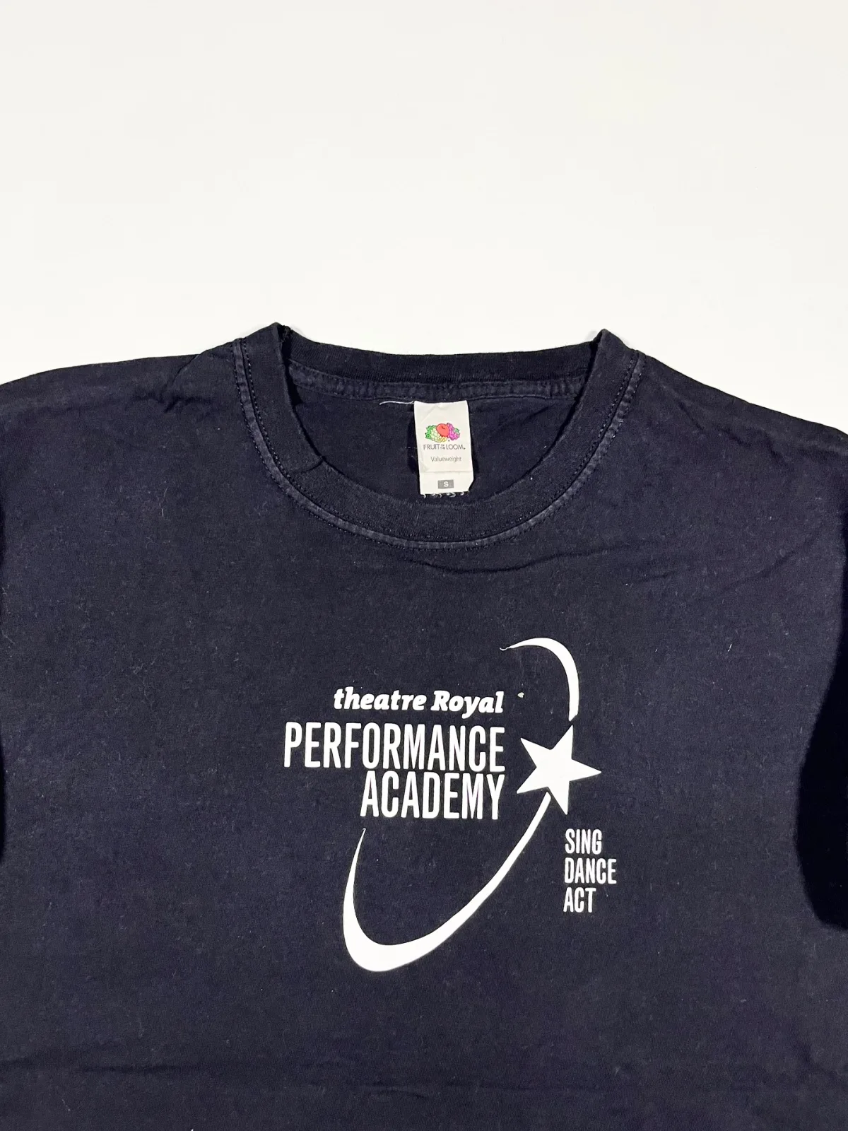 Vintage Fruit Of the Loom Black Tee — photo 2