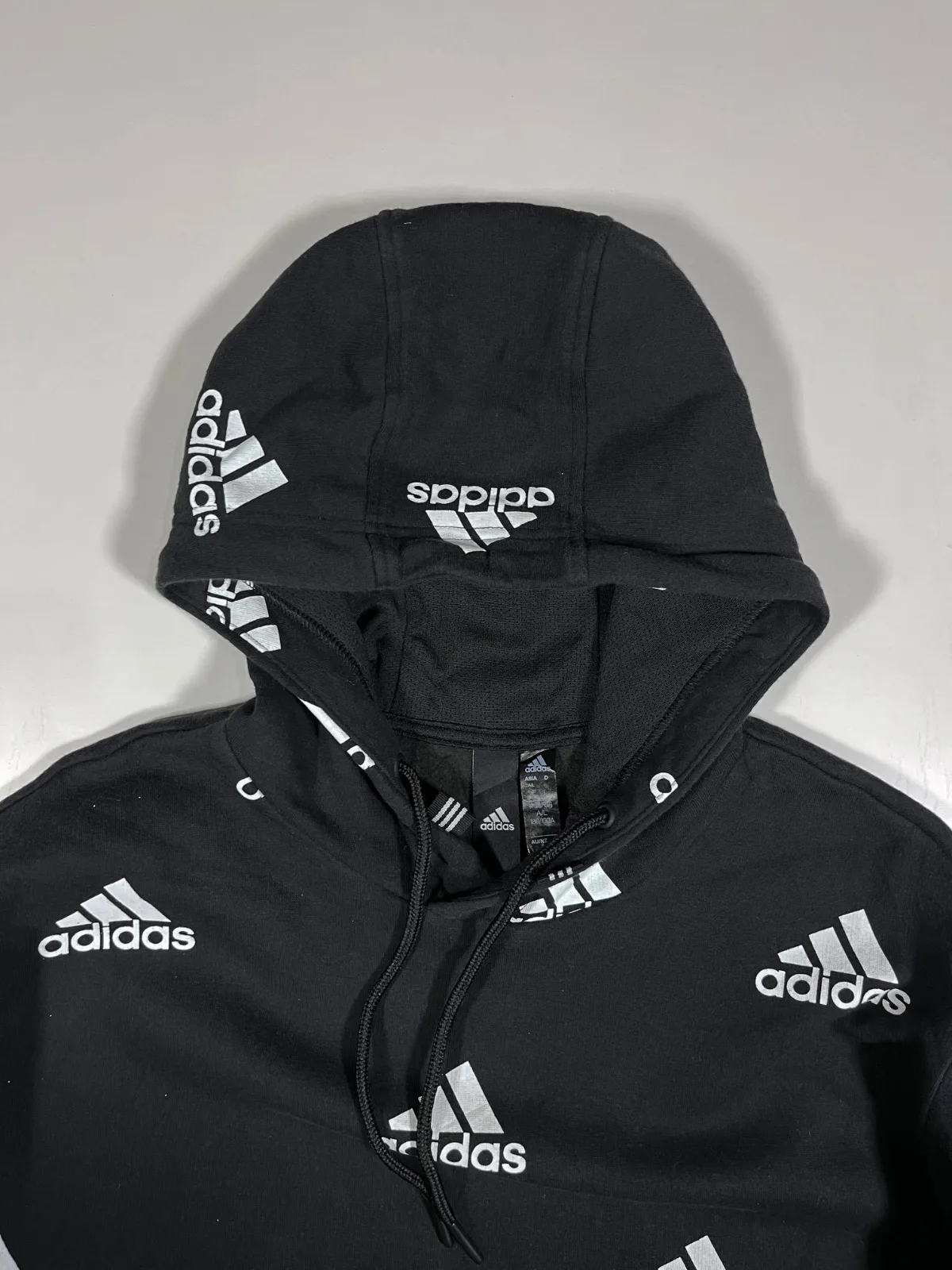 Vintage Adidas Y2K Oversized Hoodie — photo 2