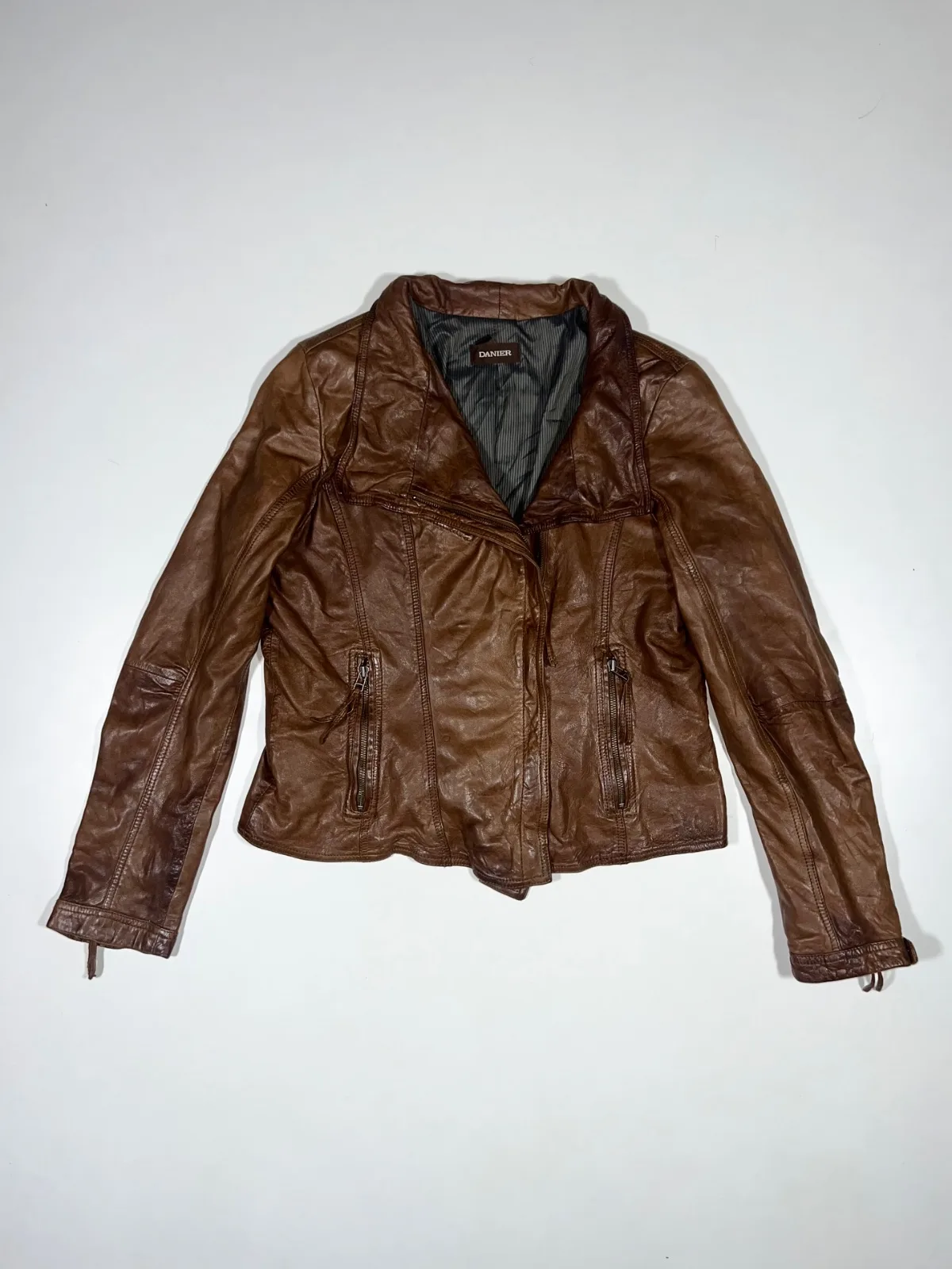 Vintage Deniers Women’s Leather Jacket