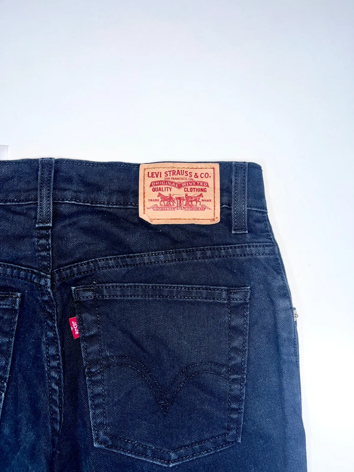 Levi’s 550 Bootcut Vintage Jeans — photo 2