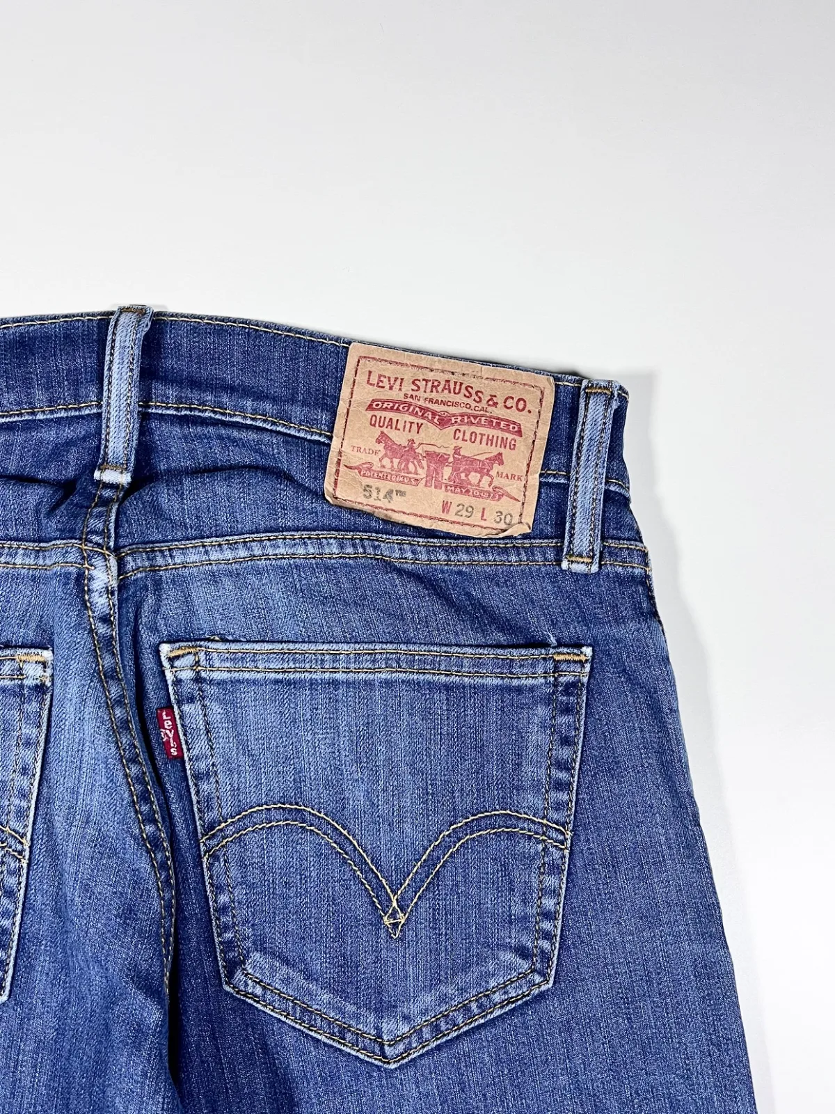 Vintage Levi’s-514 Straight Fit Jeans — photo 2