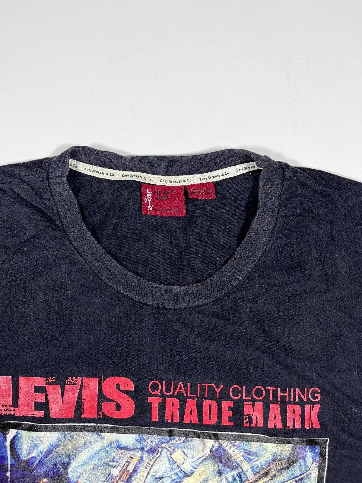 Vintage Levi’s Graphic Print T-shirt — photo 2