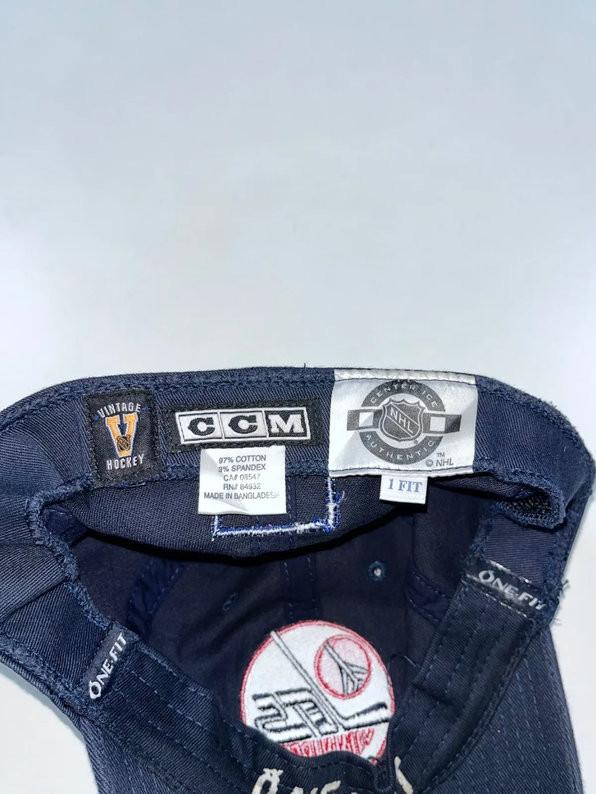 Vintage CCM NHL Winnipeg Jets Hockey Cap — photo 2