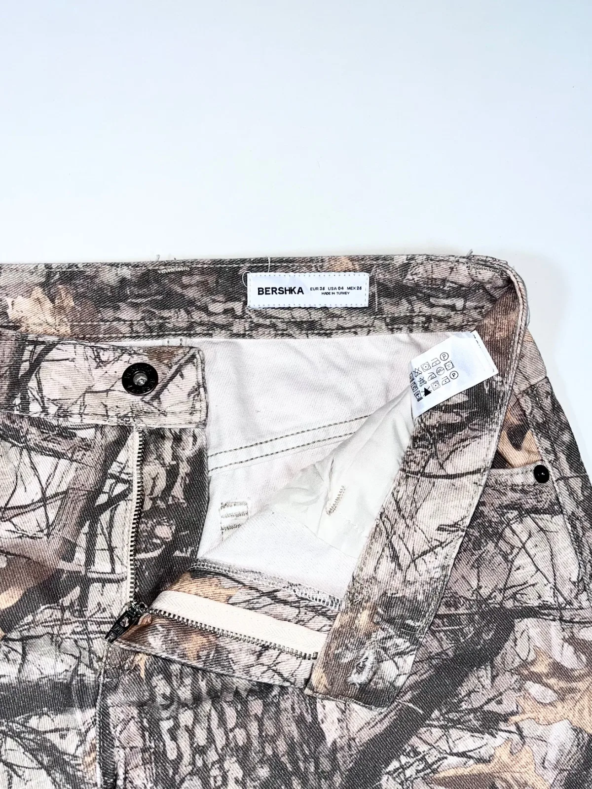 Vintage Bershka Camouflage Baggy Jeans — photo 2