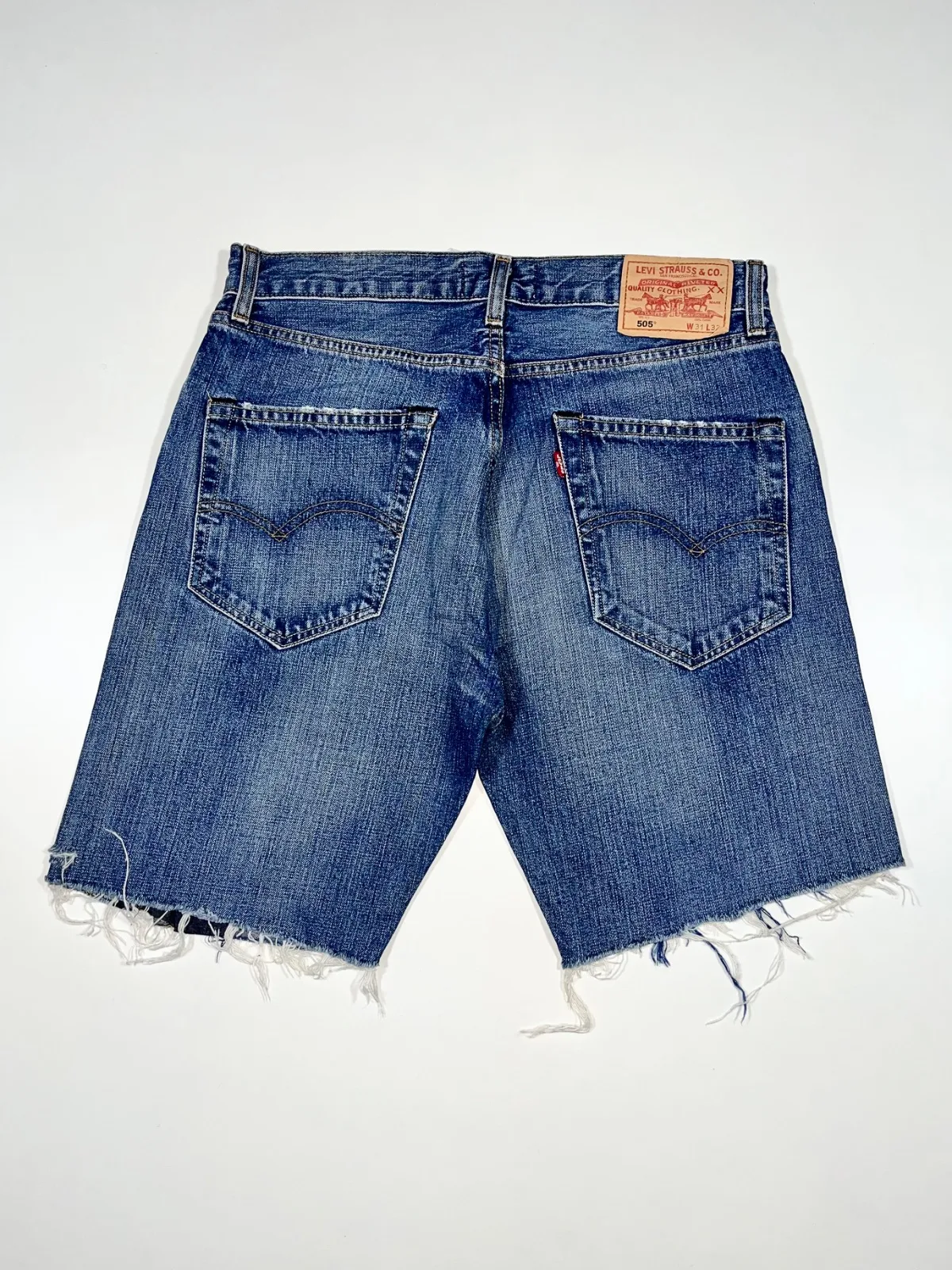 Vintage Levi’s 505 Damage Shorts — photo 5