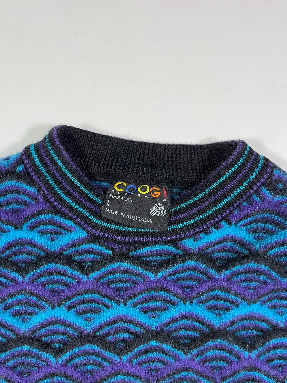 Vintage COOGI Australia 100% Pure Wool 3D Knit Sweater — photo 2